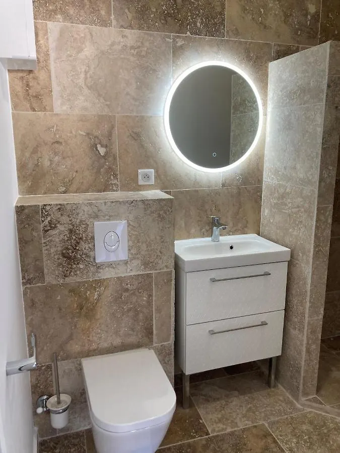 Charmant Studio Dans Villa - Parking - Jardin La Seyne-sur-Mer